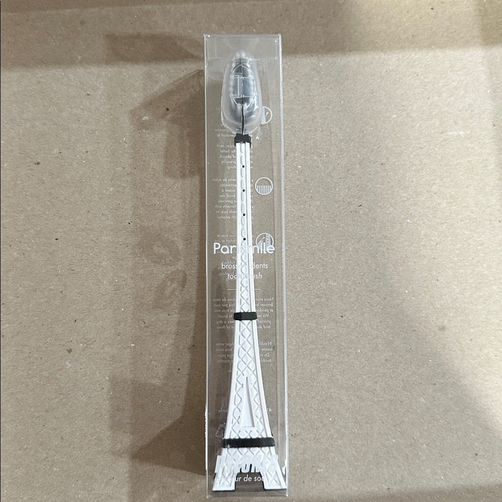 Eiffel Tower Shaped Toothbrush - Picture 2 of 3